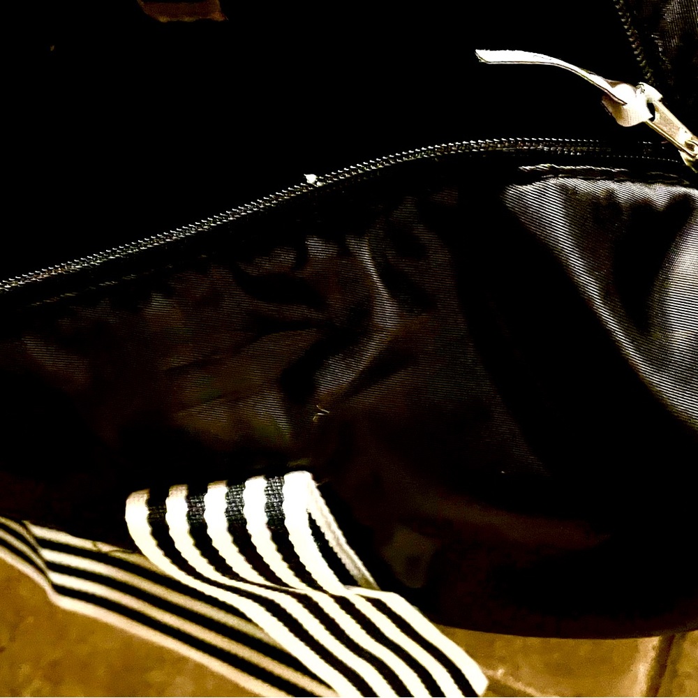 Lightweight Waterproof Totebag - image 3